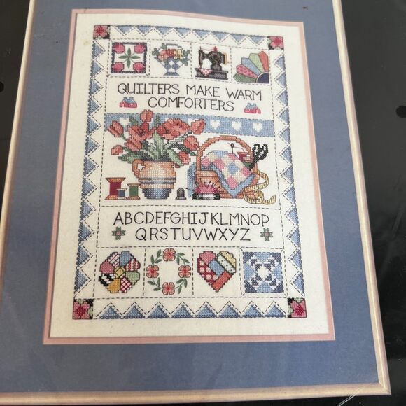 Dimensions Stamped Cross Stitch Kit NEW-Quilters Make Warm Comforters-VTG Craft - Picture 3 of 6